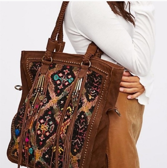 Free People Handbags - Free People Paradise Valley suede tote chocolate